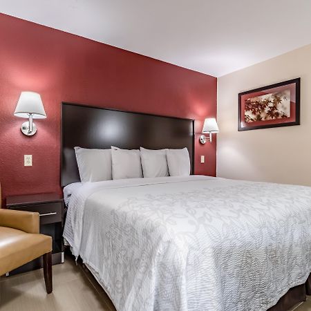 Red Roof Inn Plus+ Huntsville Exterior photo