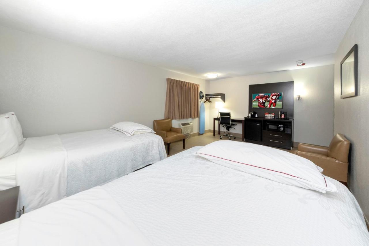 Red Roof Inn Plus+ Huntsville Exterior photo