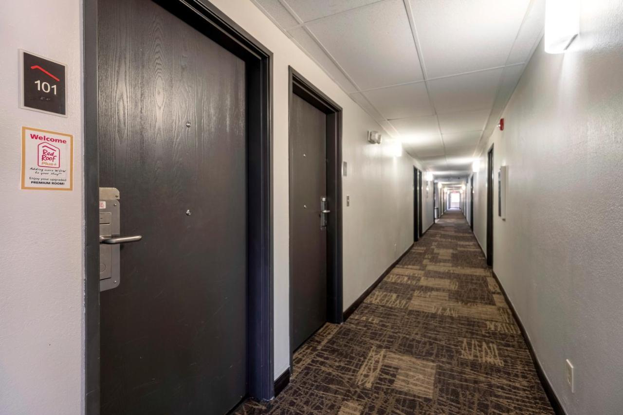 Red Roof Inn Plus+ Huntsville Exterior photo